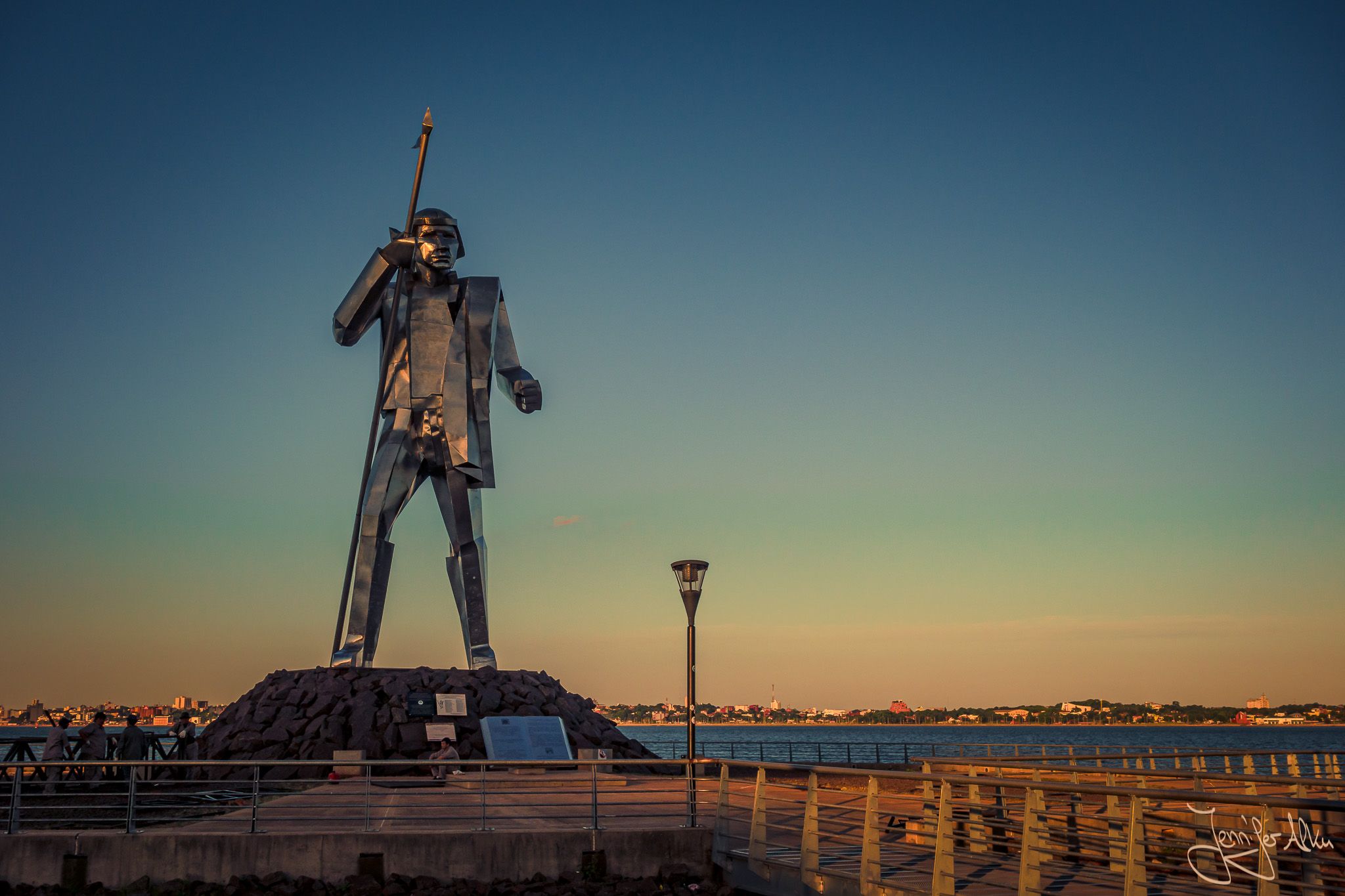 Monumento a Andresito Guacurarí in Posadas, Argentina