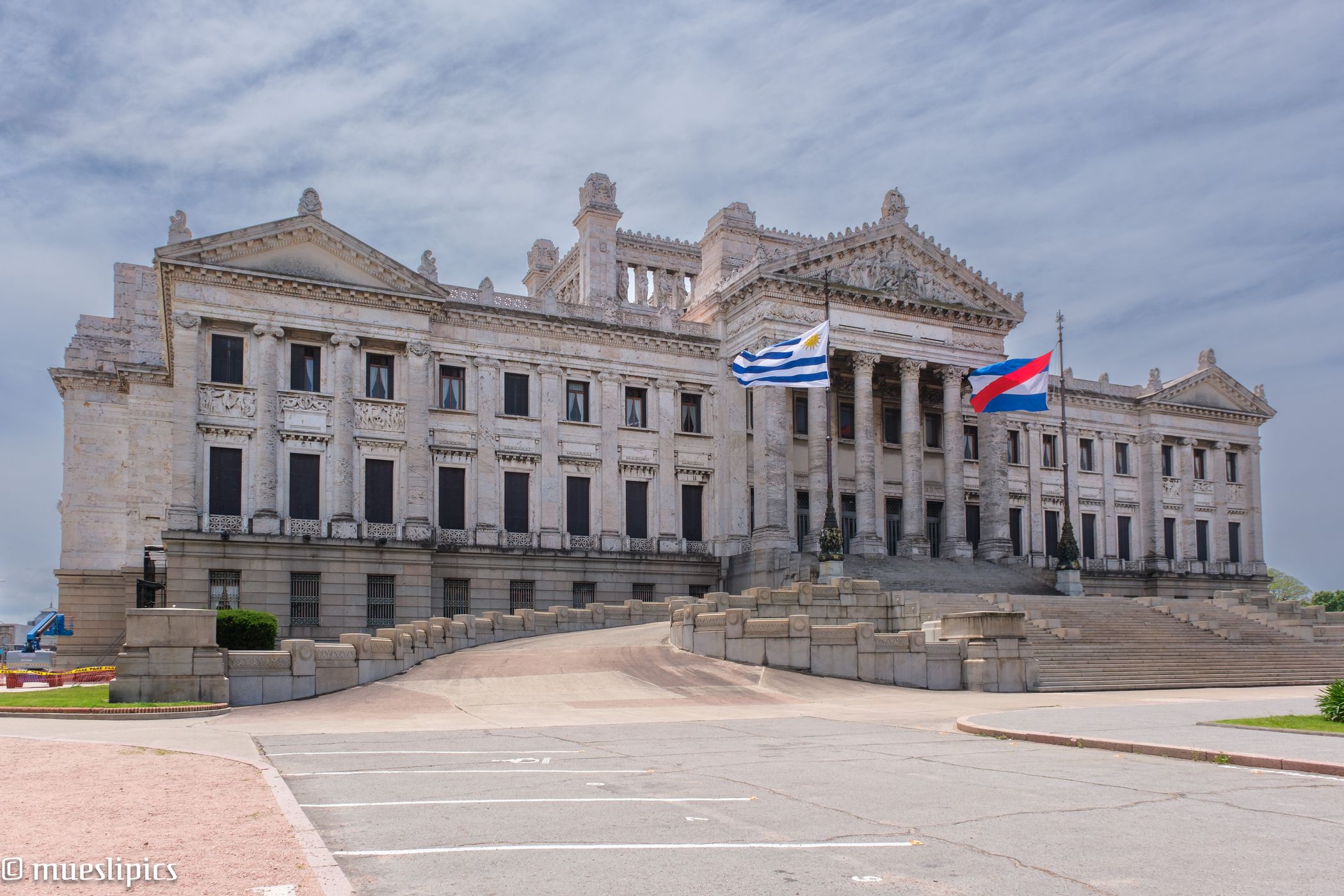 Palacio Legislativo de Uruguay, Uruguay
