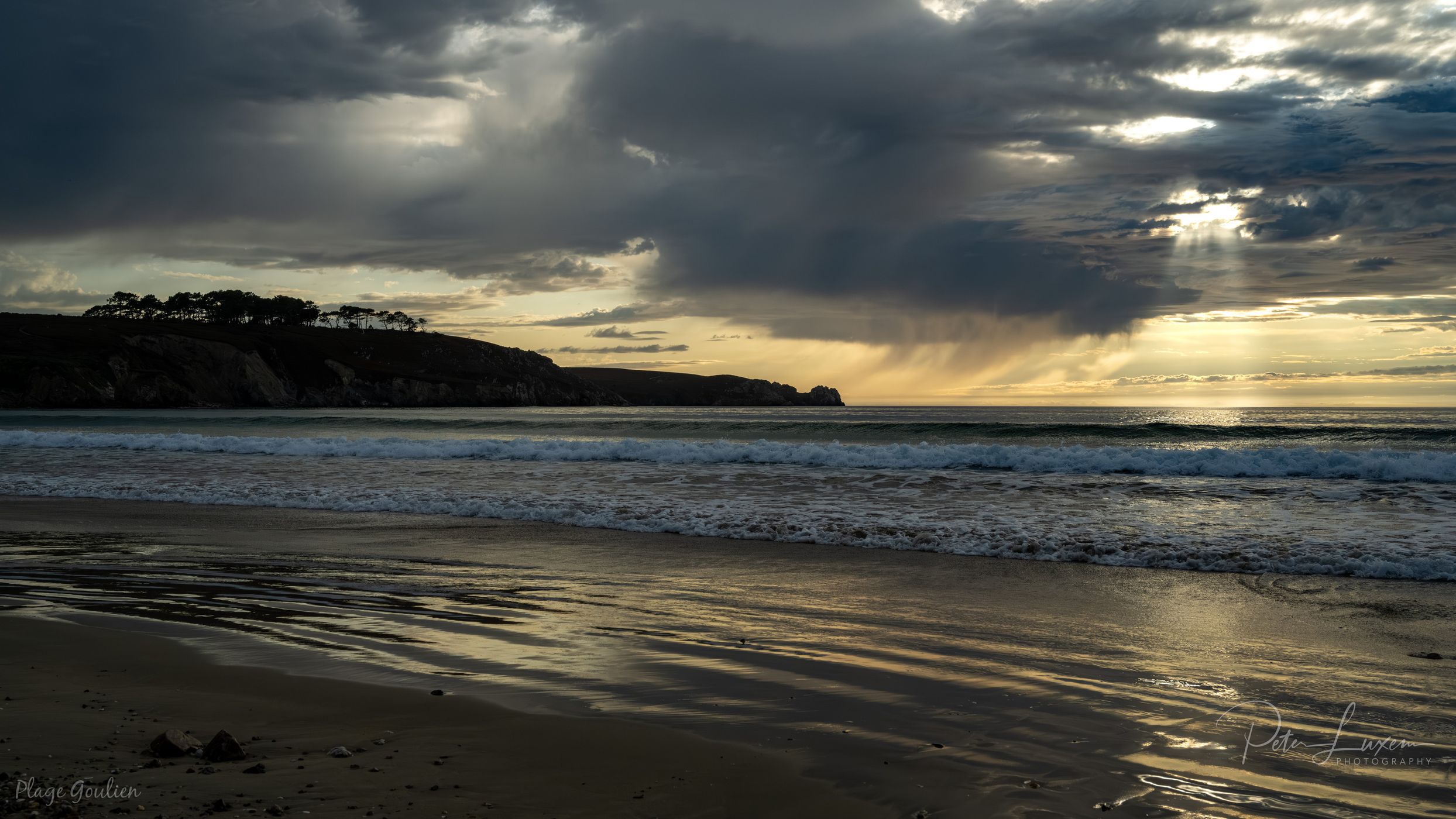 Plage de Goulien/Goulien Beach, France