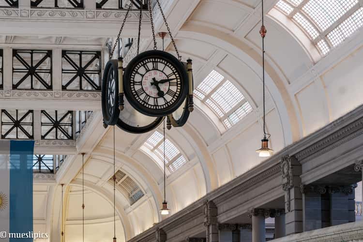 Retiro Station
