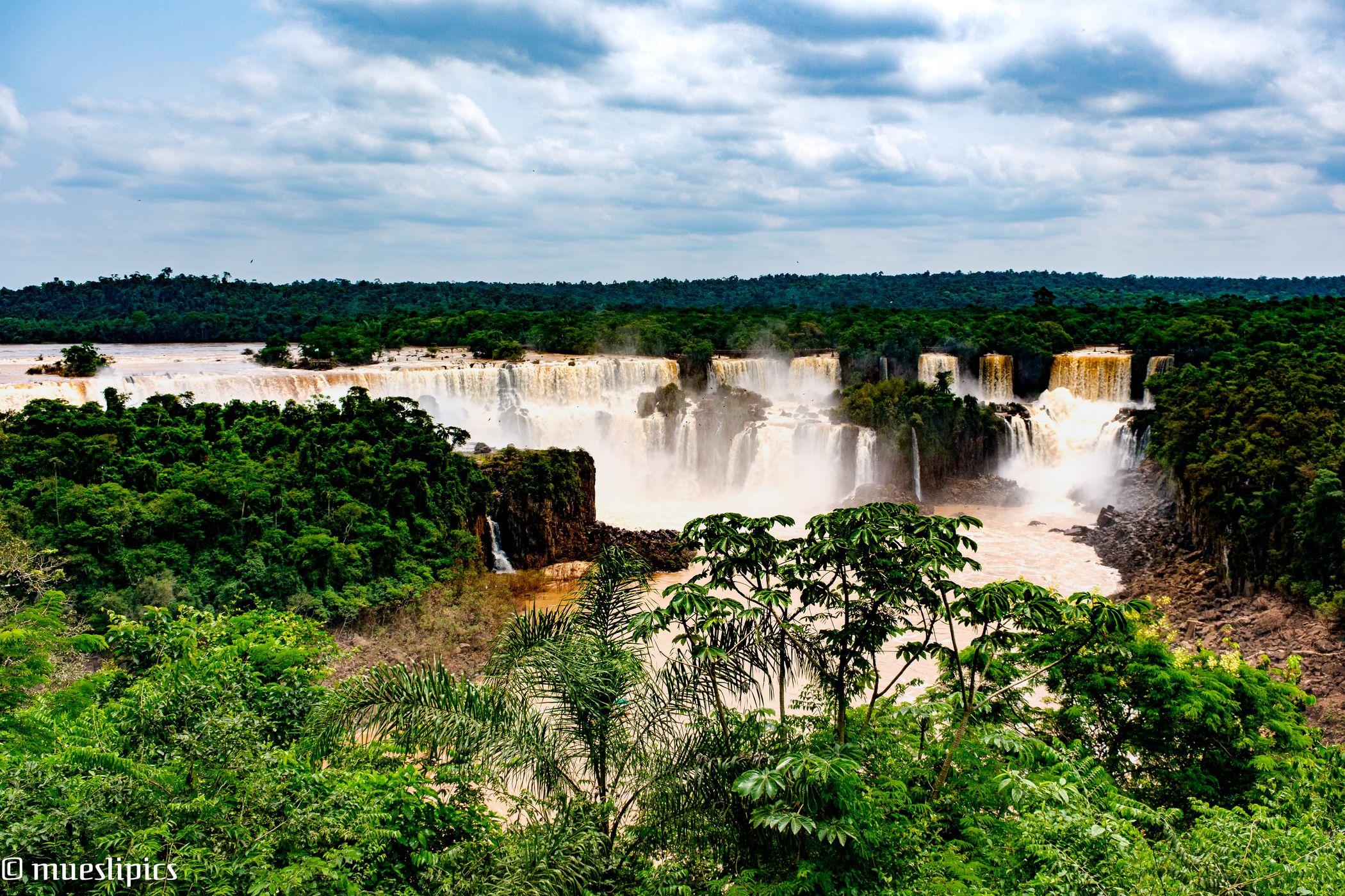 Salto San Martín, Argentina