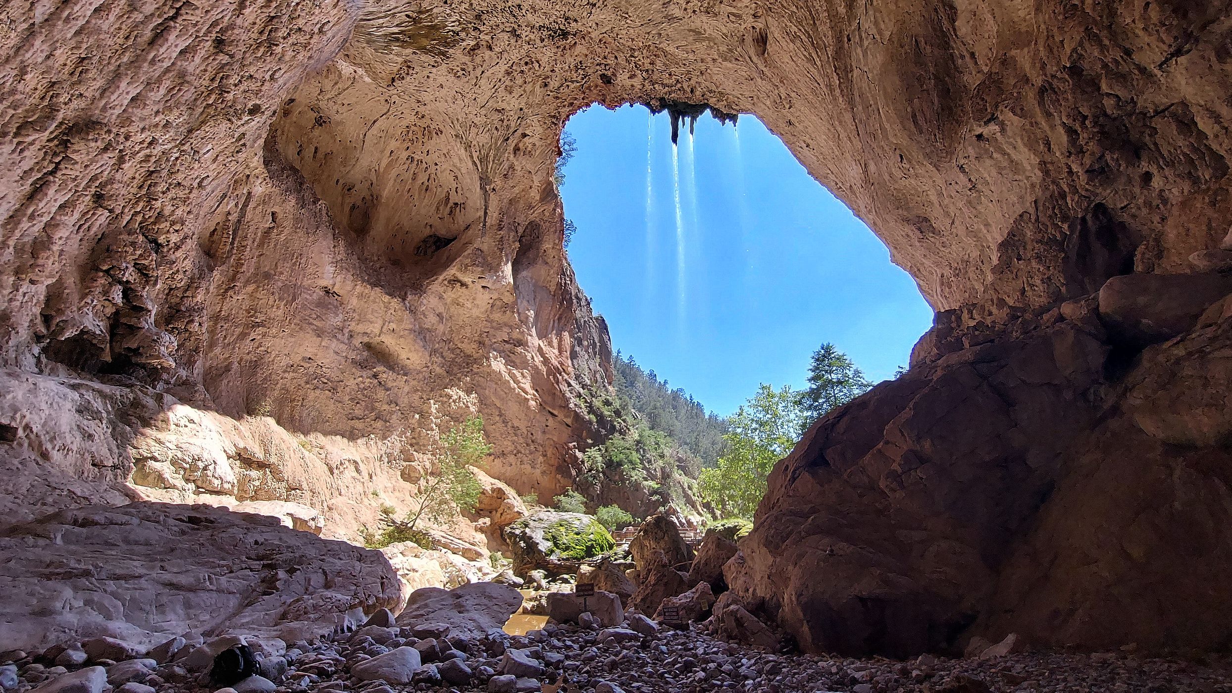 Tonto Natural Bridge, USA