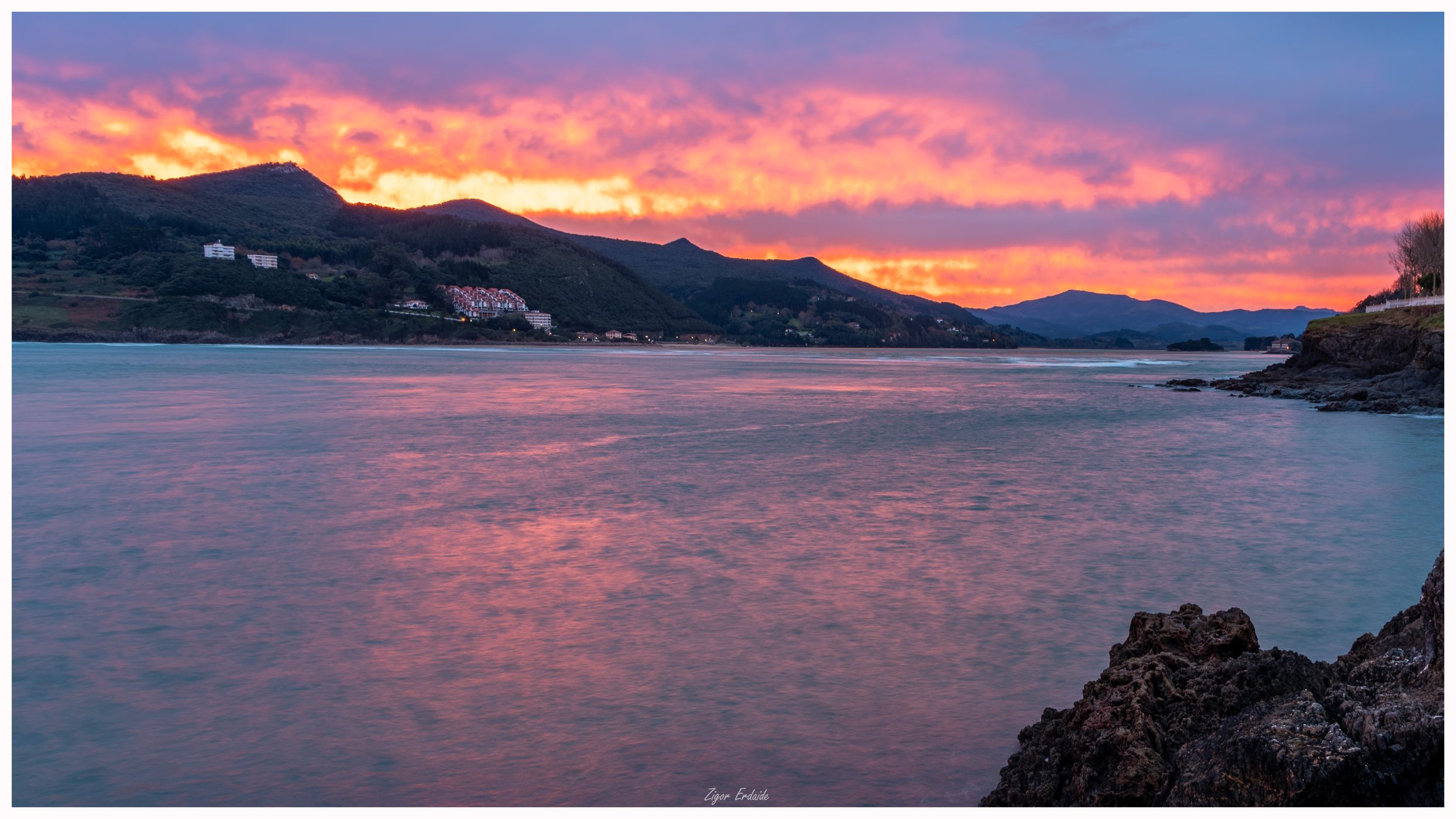 Top 3 Photo Spots at Mundaka in 2024