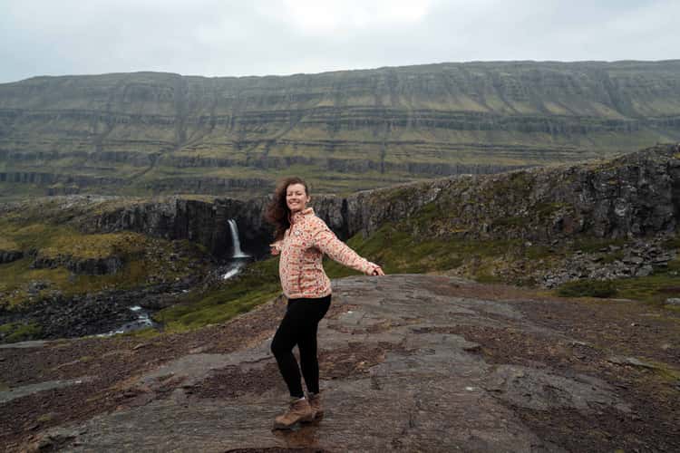 Utsynispallar waterfall