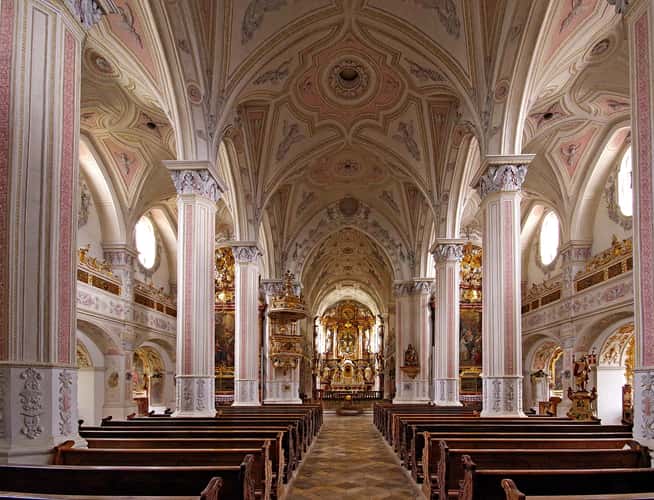 Church Heilig Kreuz Polling
