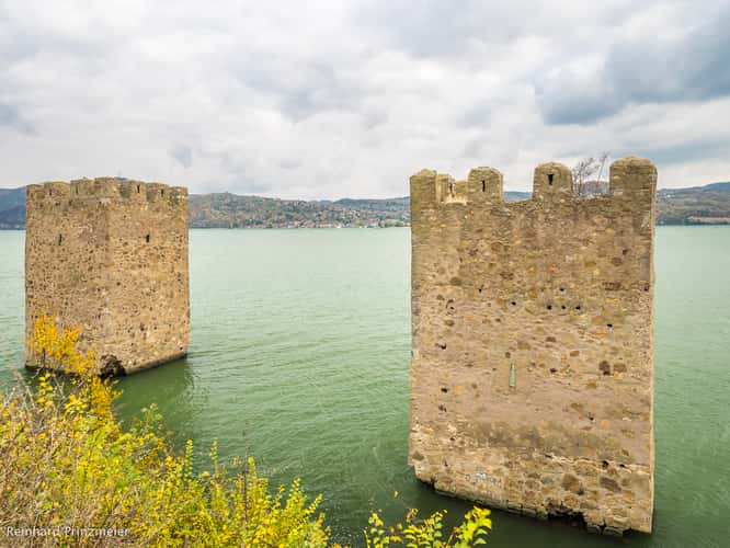 Fortress of the Three Towers (Cetatea Tricule)