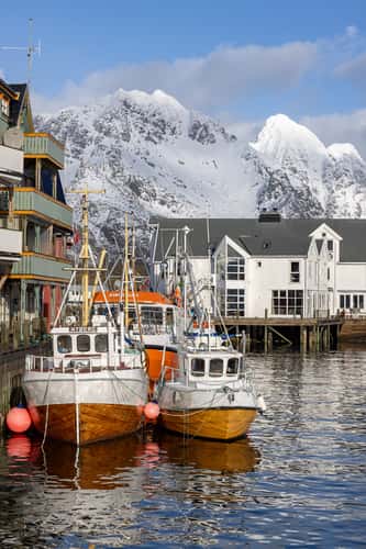 Henningsvær view