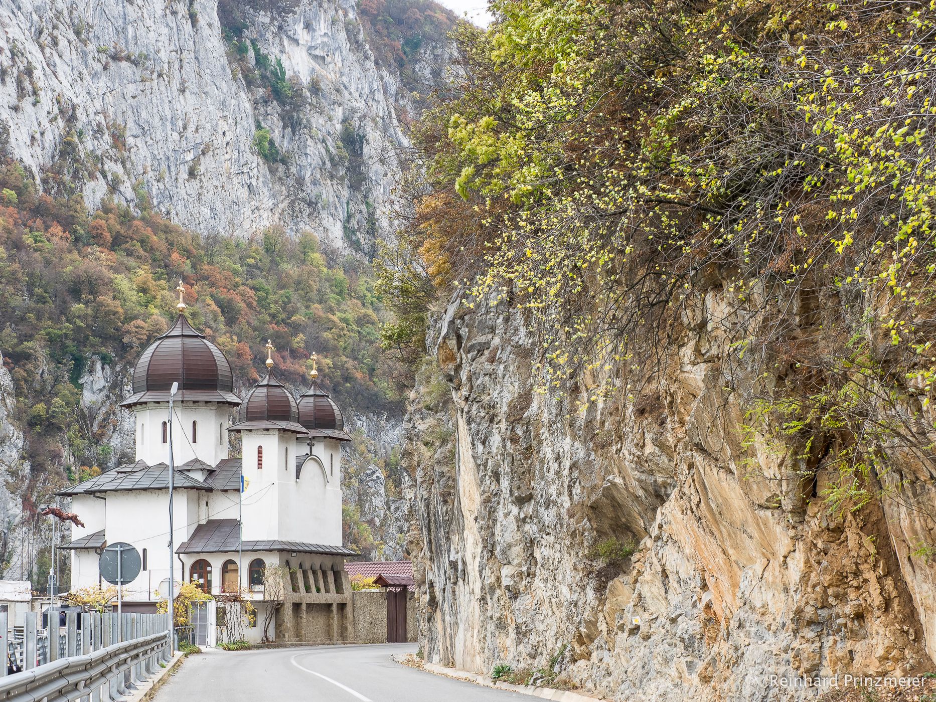 Mraconia Monastery / Iron Gate, Romania