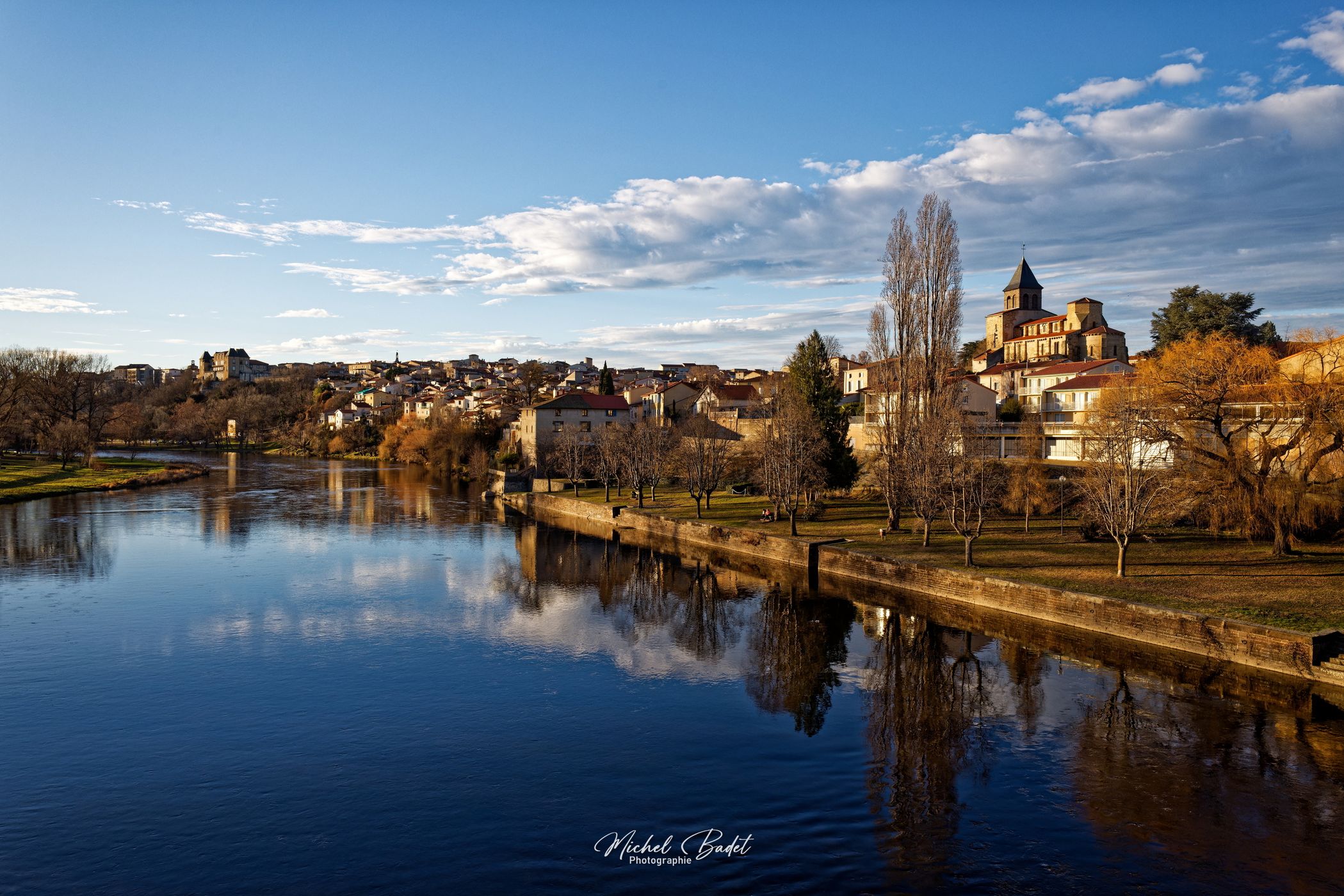 Pont du Château and L'Allier, France