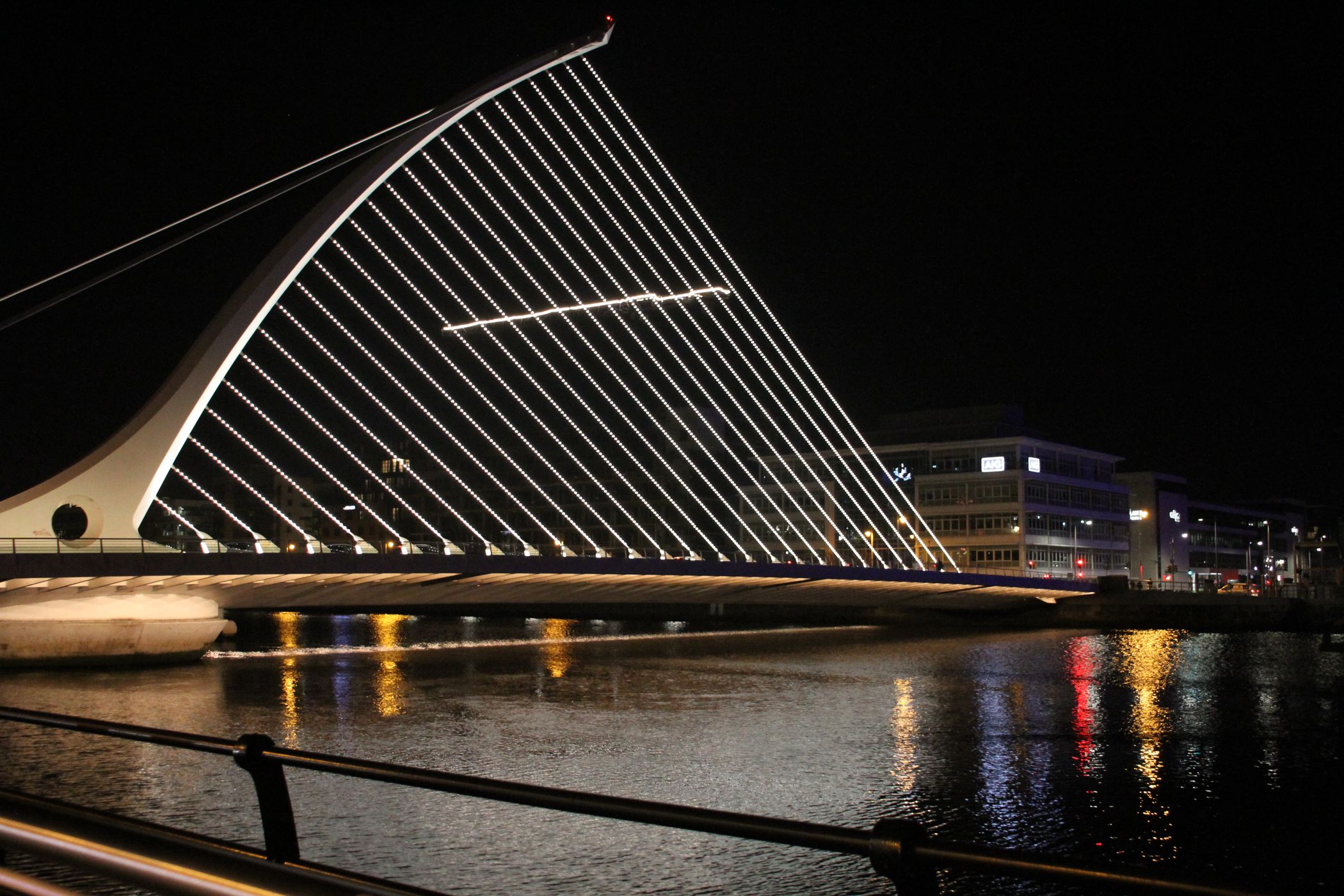 Samuel Beckett Bridge, Ireland