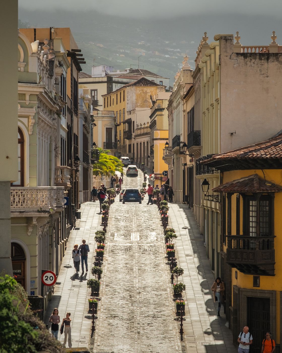 C. Rodapalla Street, Spain