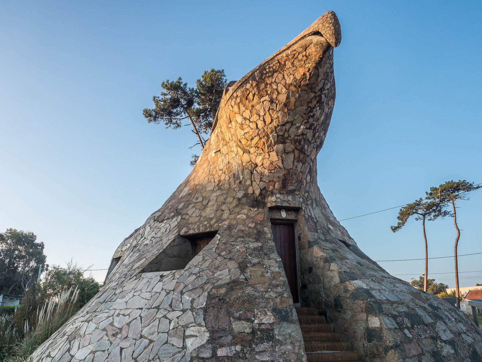 Casa El Águila (The Eagle House), Uruguay