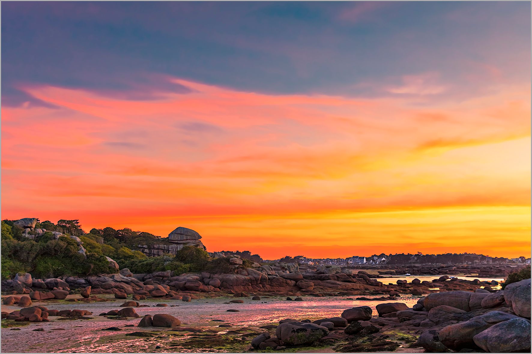 Côtes de Granit Rose, France