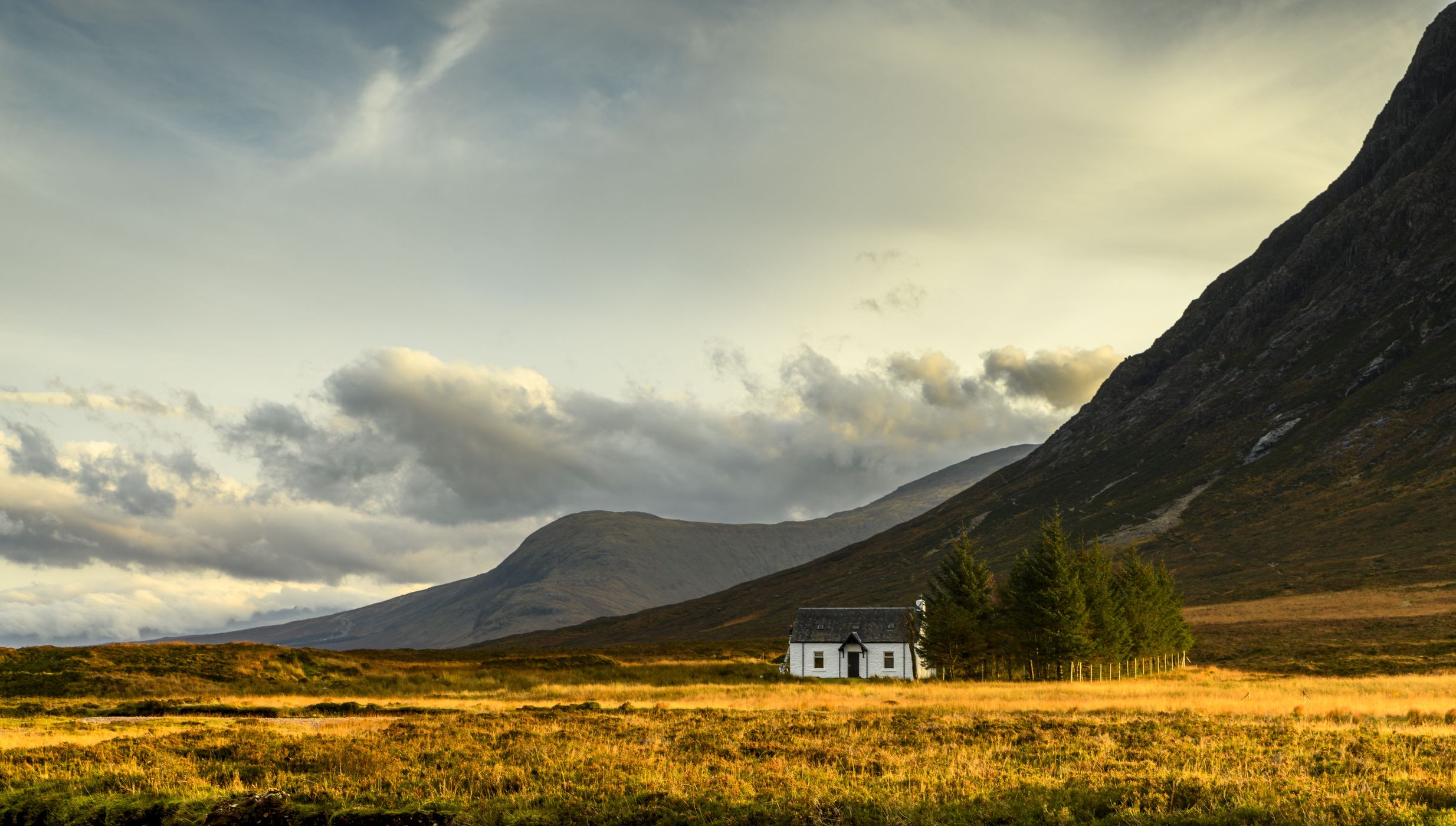 Lagangarbh Cottage (Black Rock Cottage), Glencoe, United Kingdom