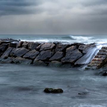 Breakwall at Brenton Point State Park, USA