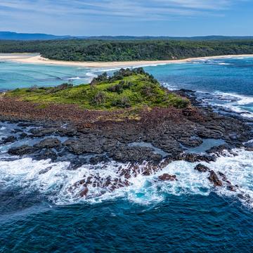 Green Island, Cunyurong Point, South Coast, NSW, Australia