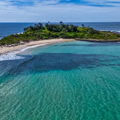 Green Island, Lake Conjola, South Coast, NSW, Australia