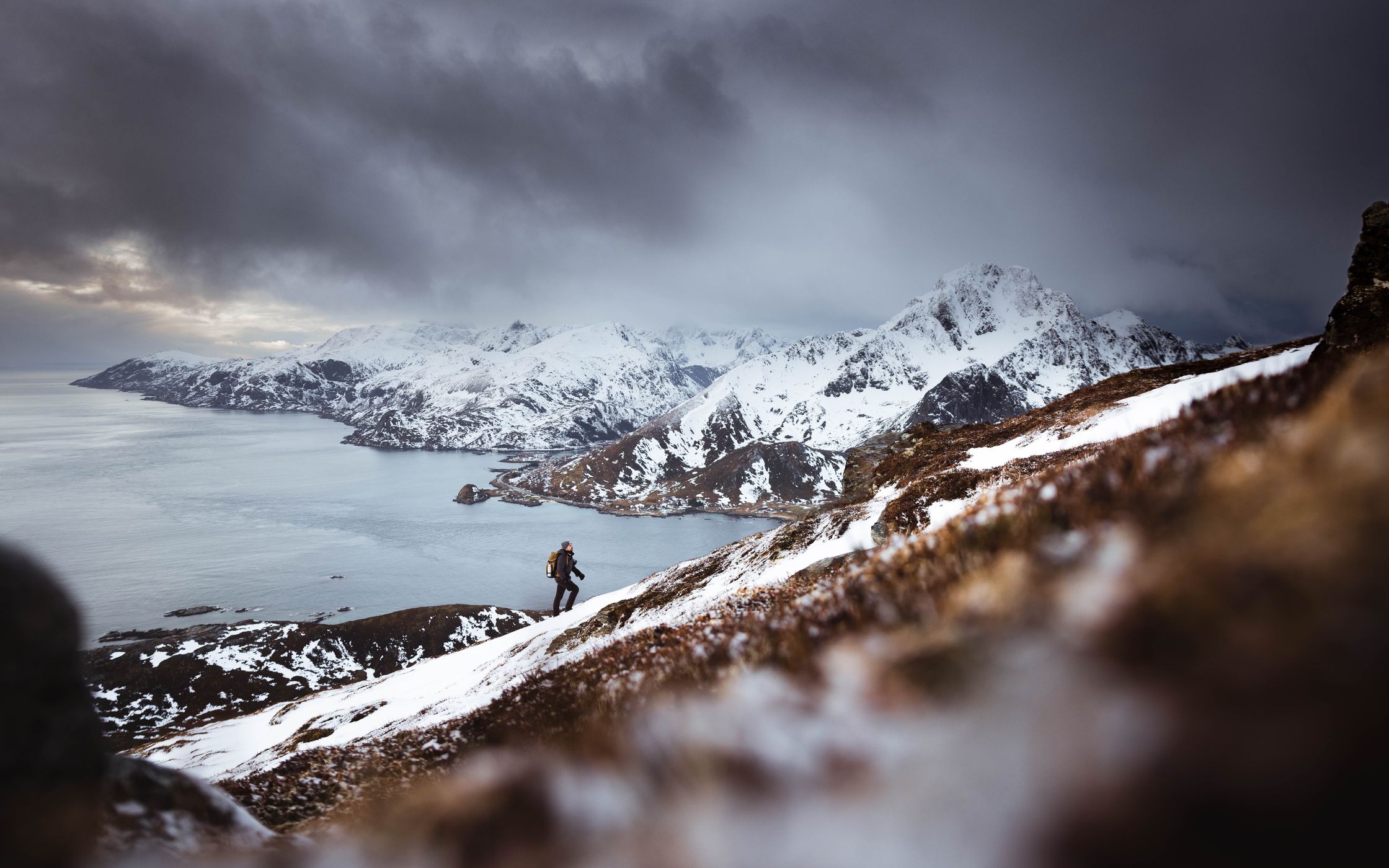 Hike to Offersoykammen, Lofoten, Norway
