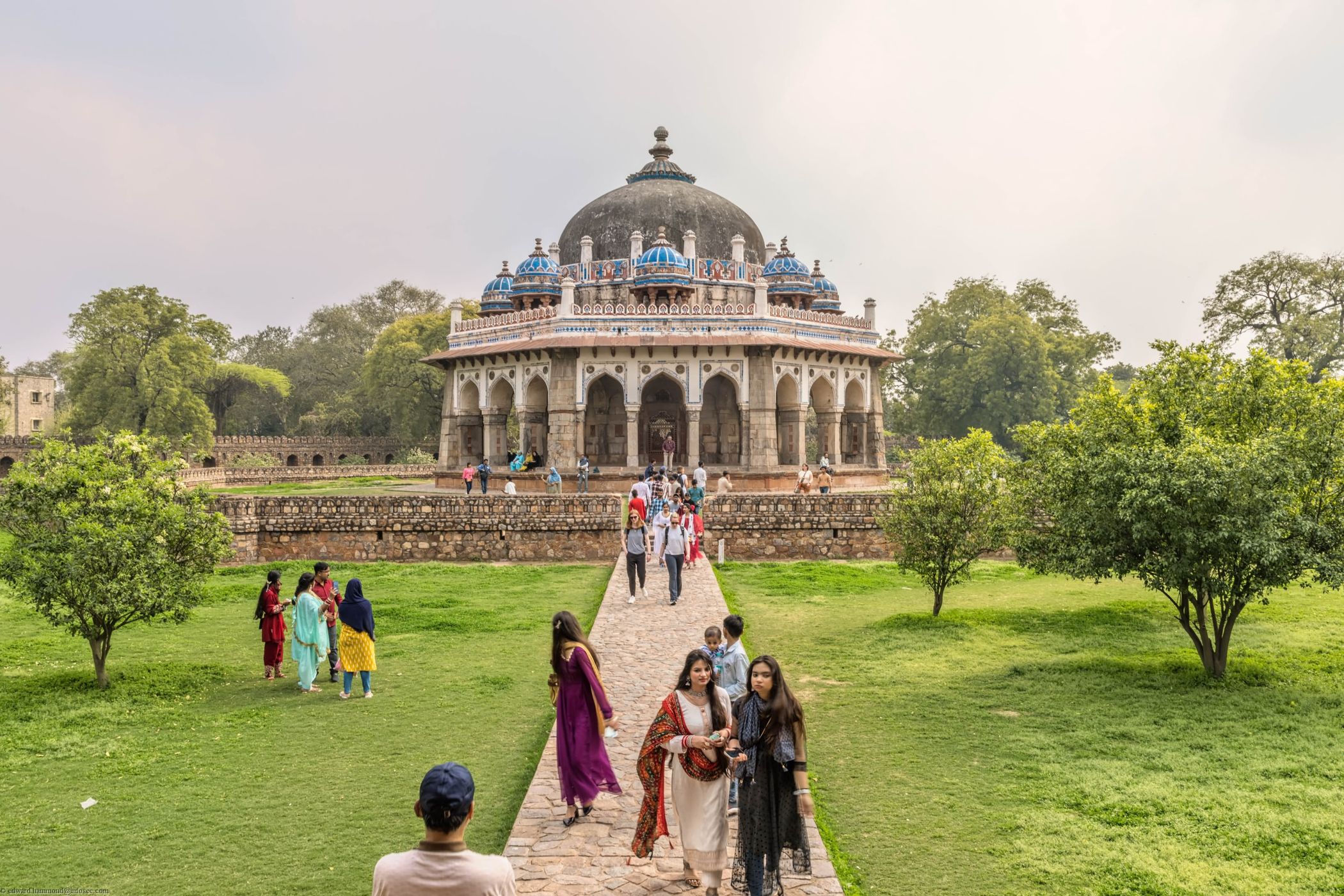 Isa Khan´s Tomb, Delhi, India