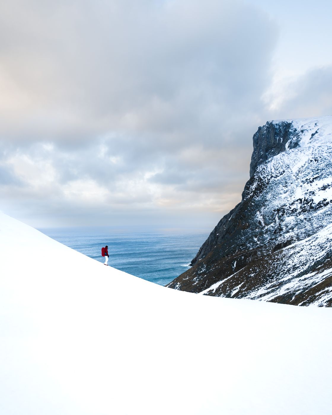 Kvalvika Beach Trail, Lofoten, Norway