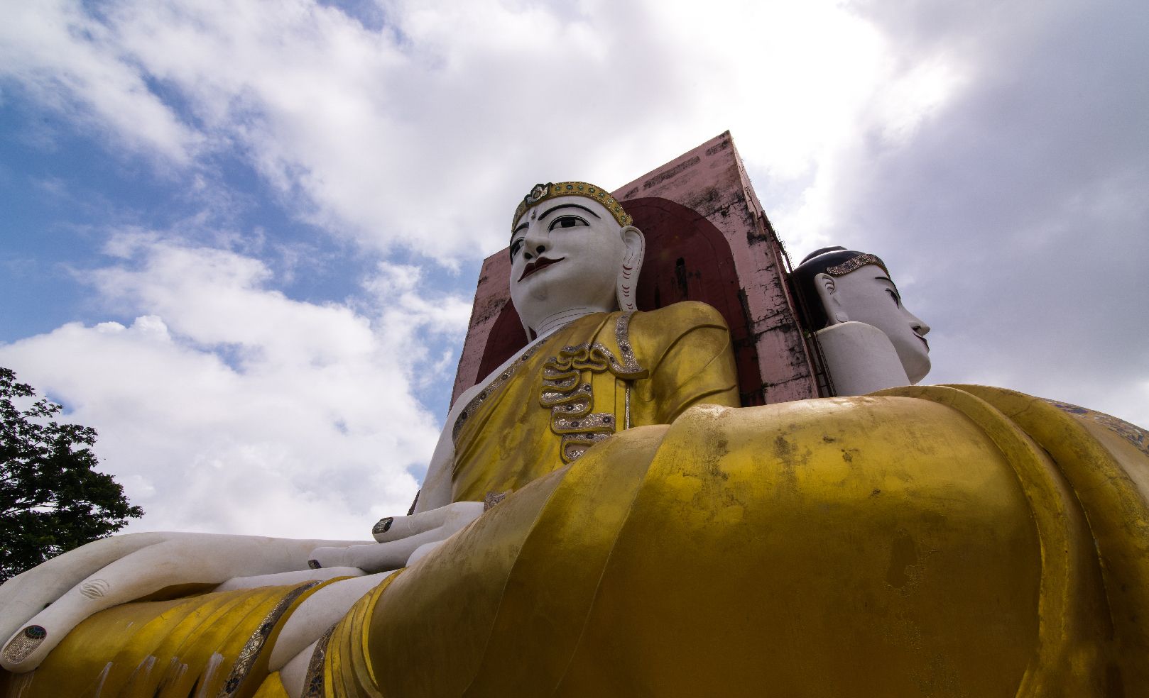 Kyaik Pun Buddha, Myanmar