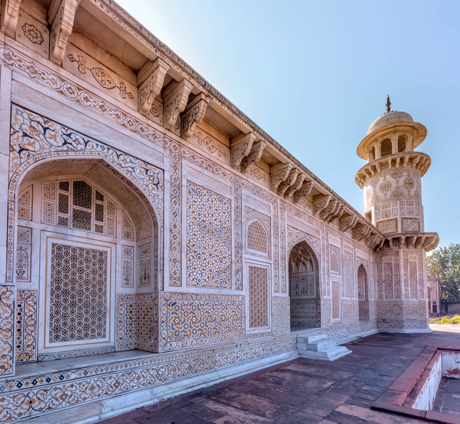 Tomb of I'timād-ud-Daulah, India