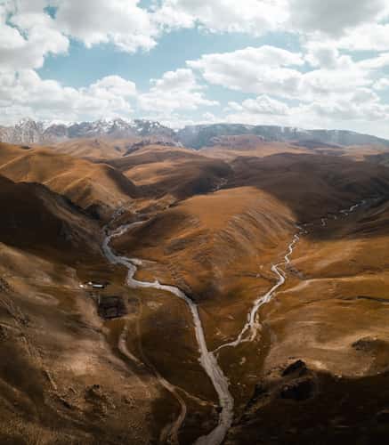 Valley On The Road To Kol-Suu