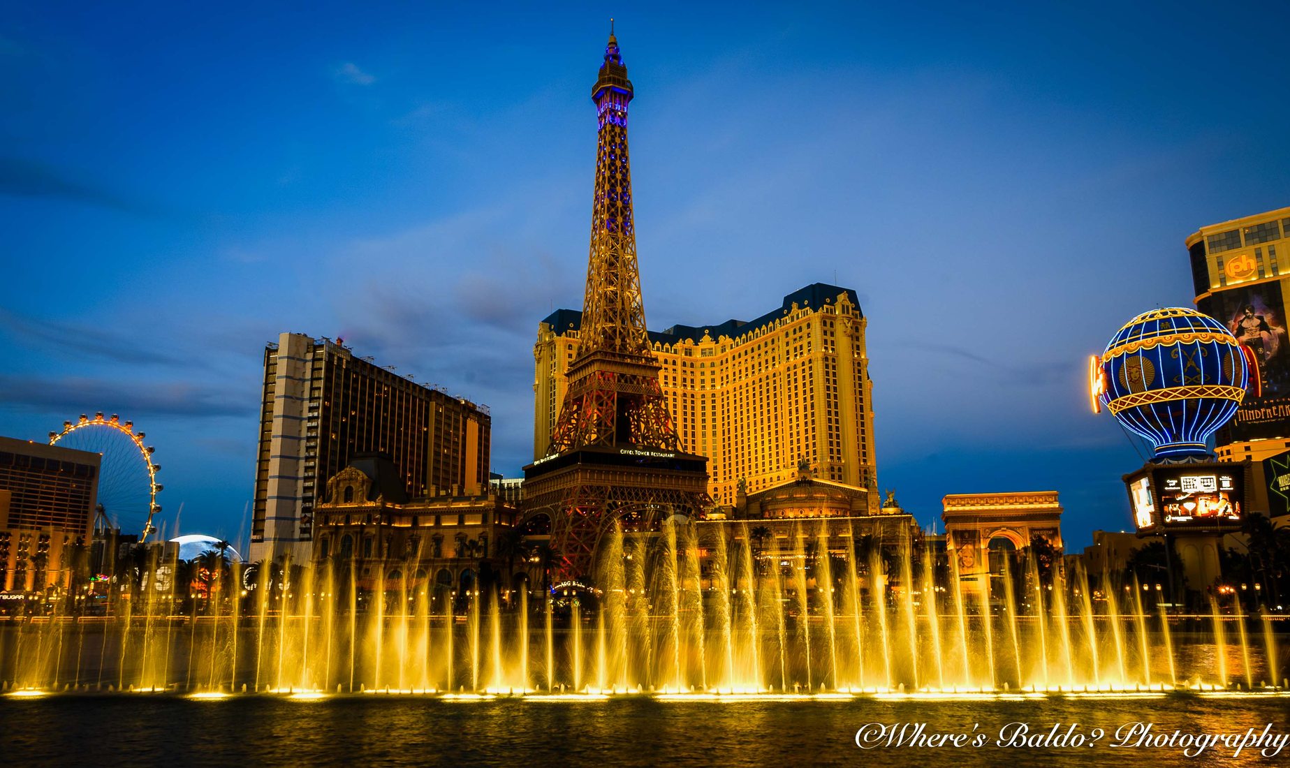 Bellagio Fountain & Paris Las Vegas, USA