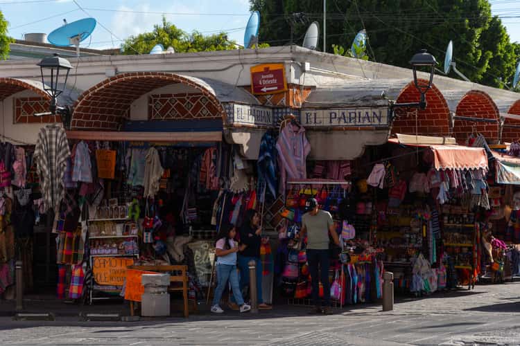 El Parian - from C. 6 Nte and Av. 4 Ote