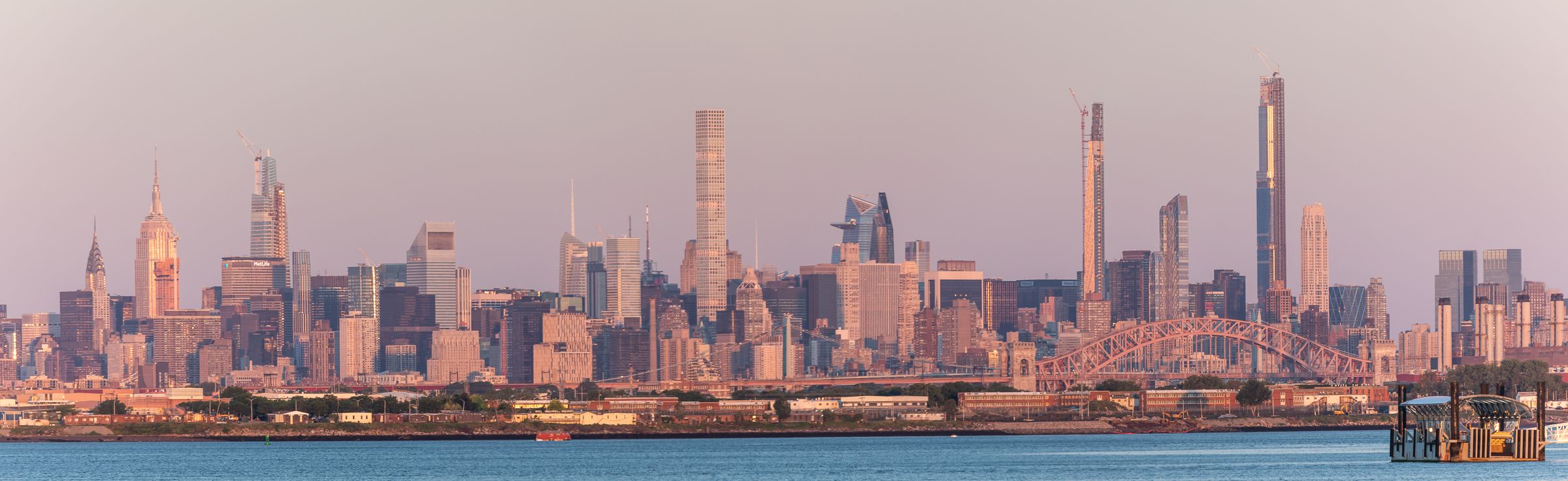 Ferry Point Park, Bronx, NY, USA