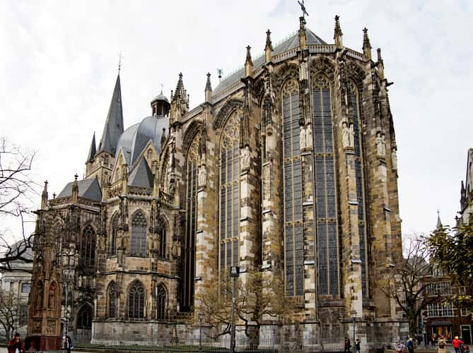 Münsterplatz, Aachen