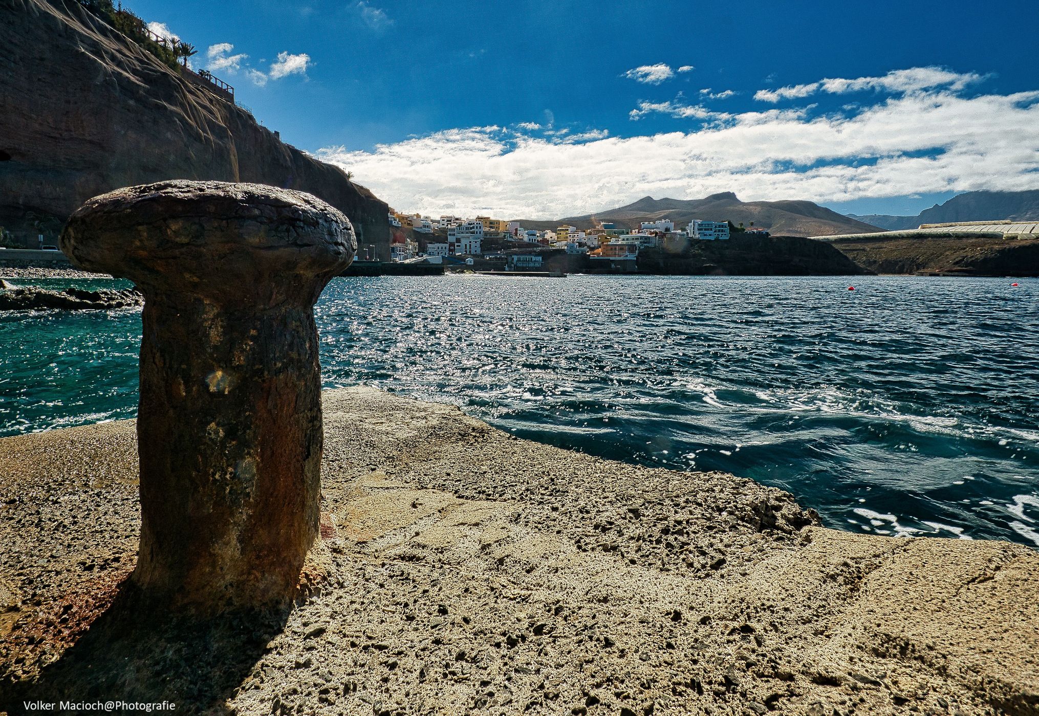 Playa de Sardina del Norte, Spain