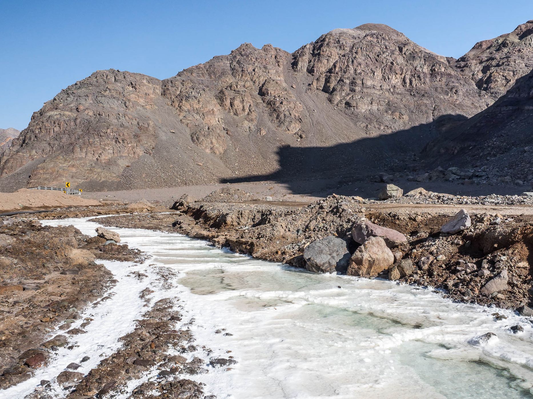 Ruta C-163 along Rio Salado, Chile