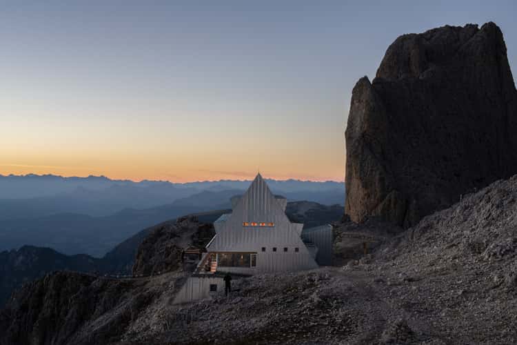 Santnerpass hut, Santnerpasshütte