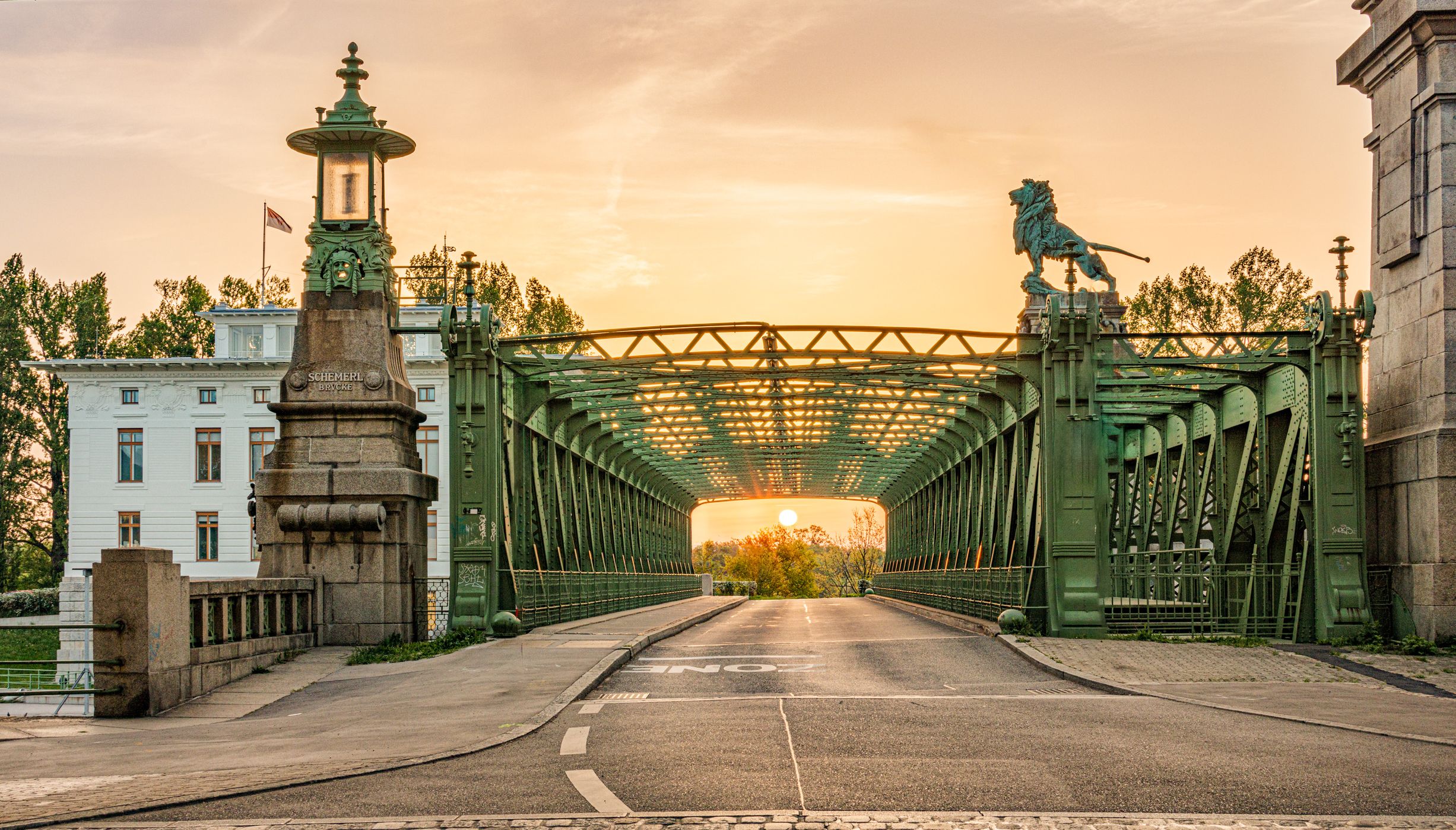 Sonnaufgang Schemerlbrücke - Wien, Austria