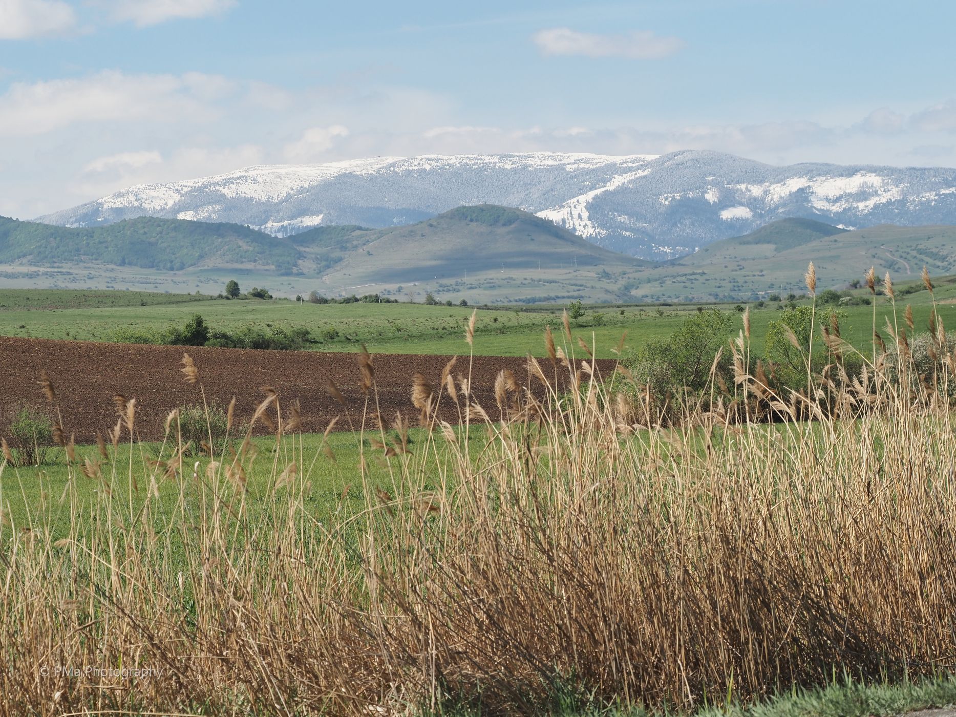 Spring-Winter contrast in Abuseni Mountains, Romania