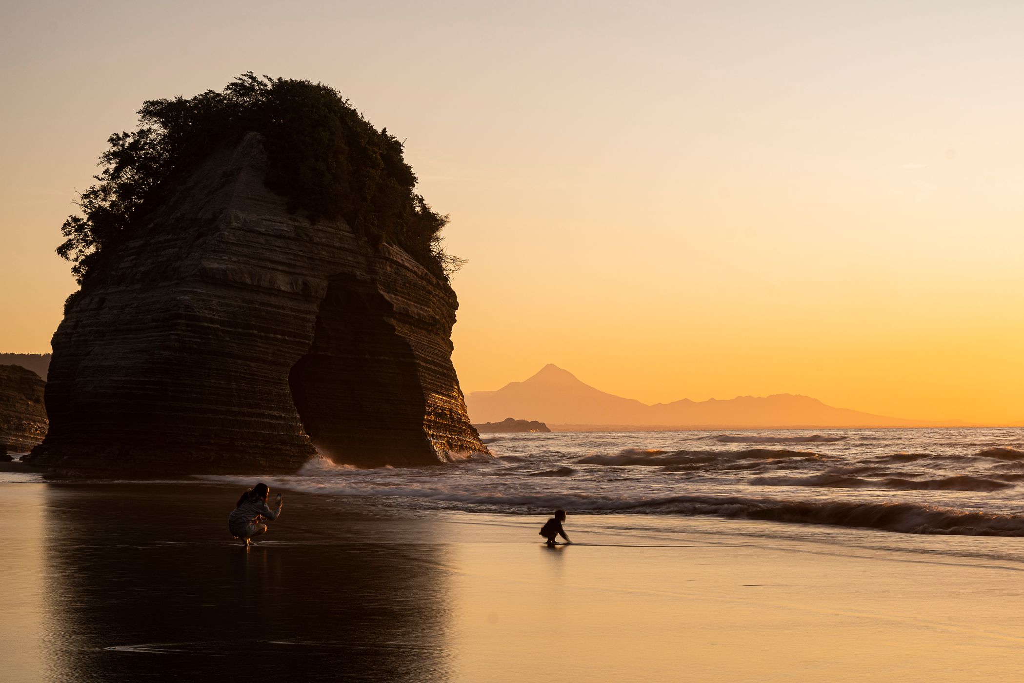 Tongaporuru beach, three sisters, New Zealand