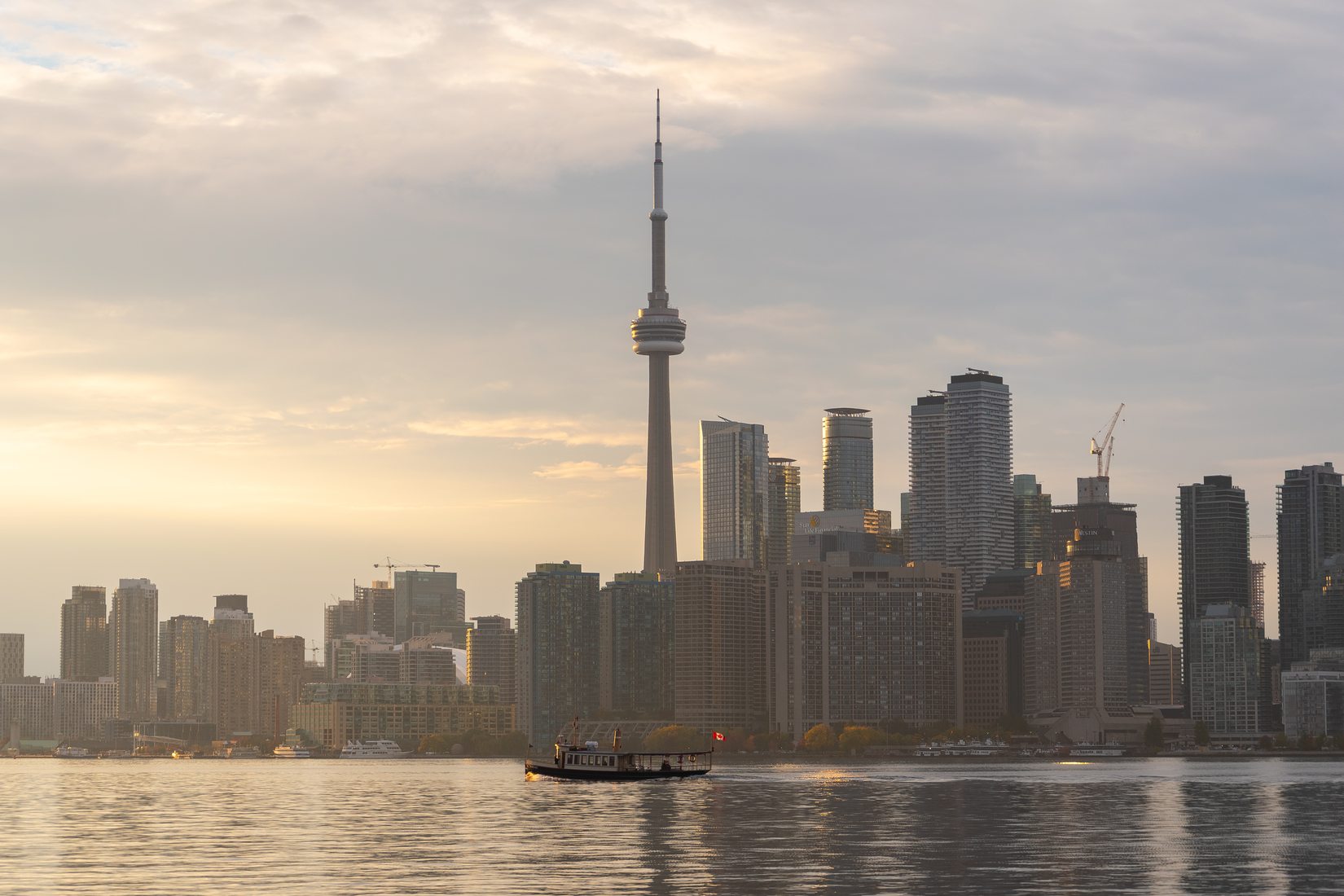 Toronto - Ward's Island Viewpoint, Canada