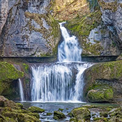 Waterfalls deep in the canyon, France