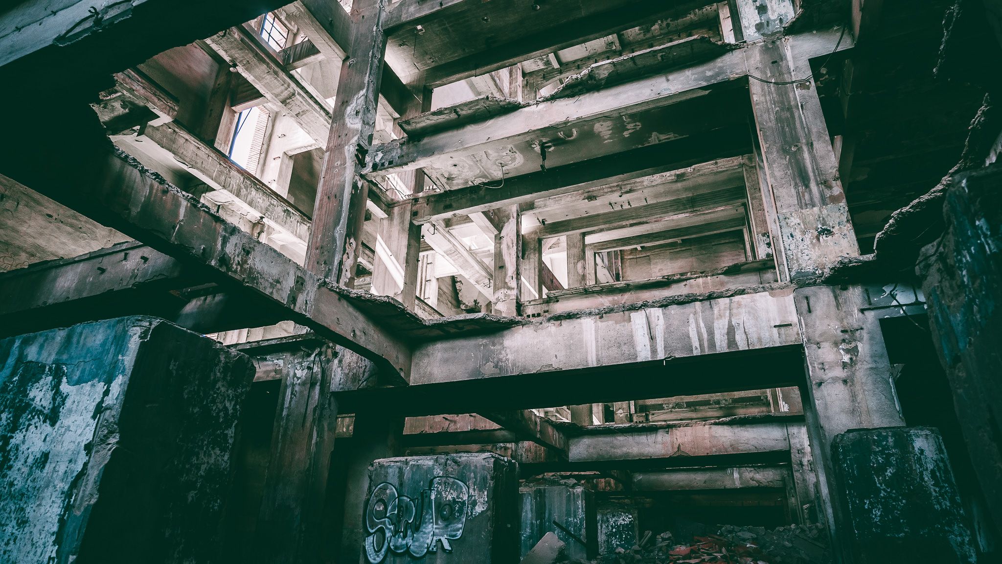 Abandoned Complex - Centrale Elletrica Santa Caterina, Italy