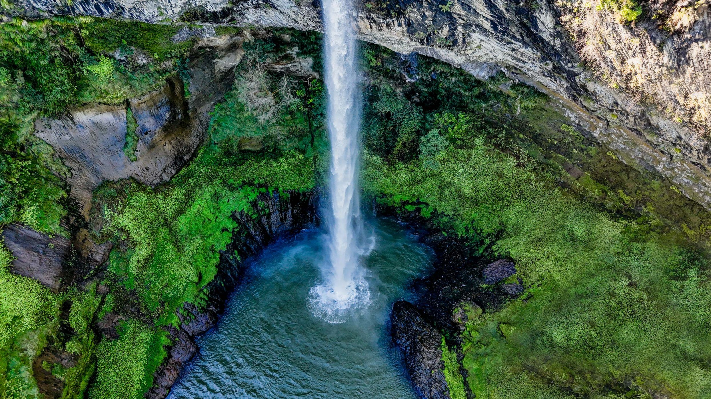 Bridal Veil Falls, Raglan, New Zealand, New Zealand