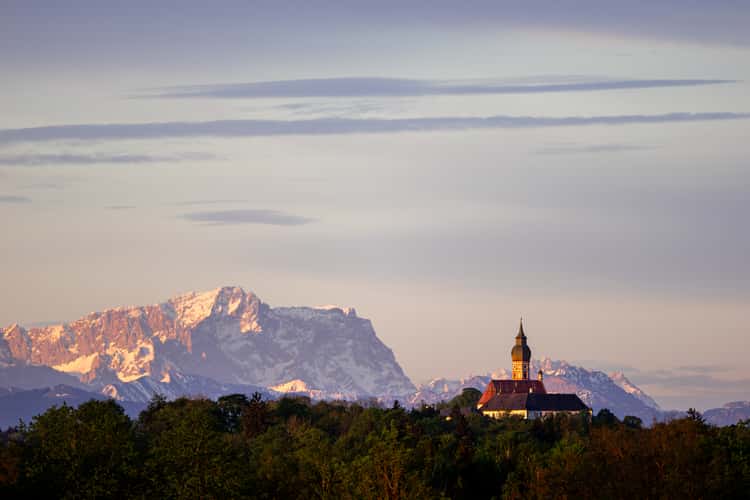 Kloster Andechs vor Zugspitze