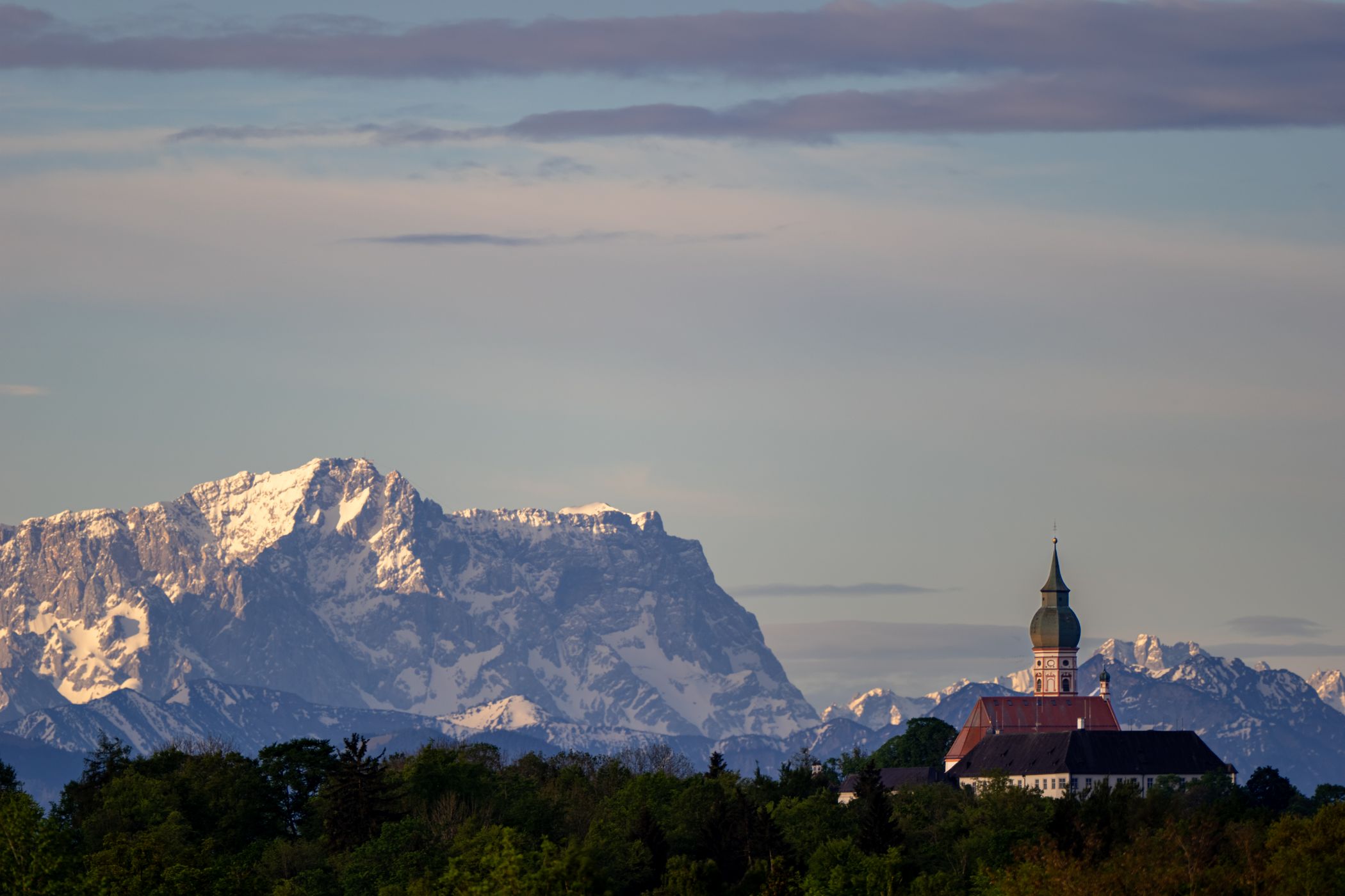 Kloster Andechs vor Zugspitze, Germany
