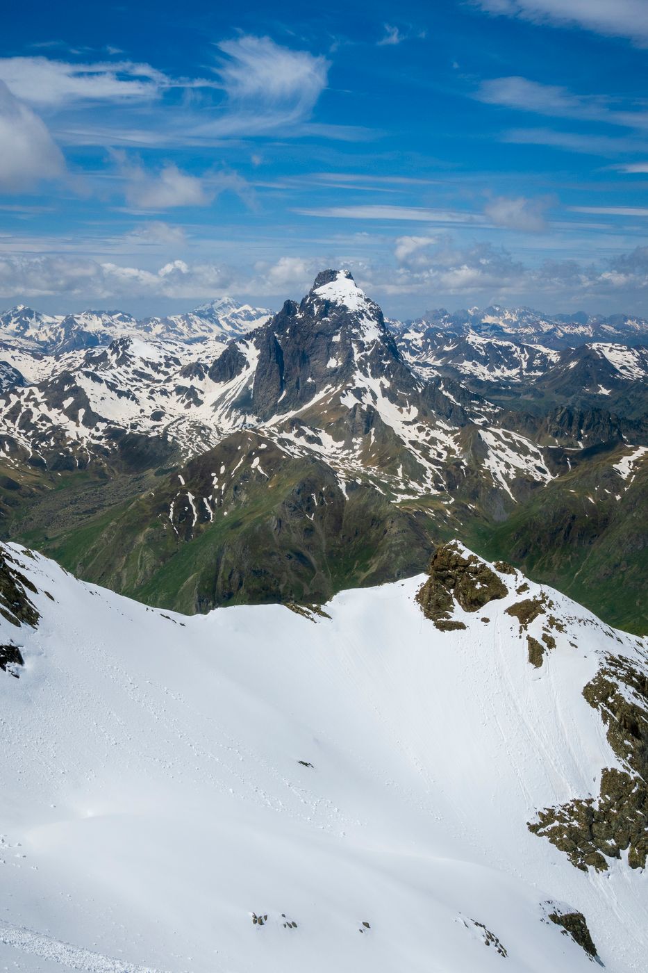 Le Lurien Peak (2826m), France