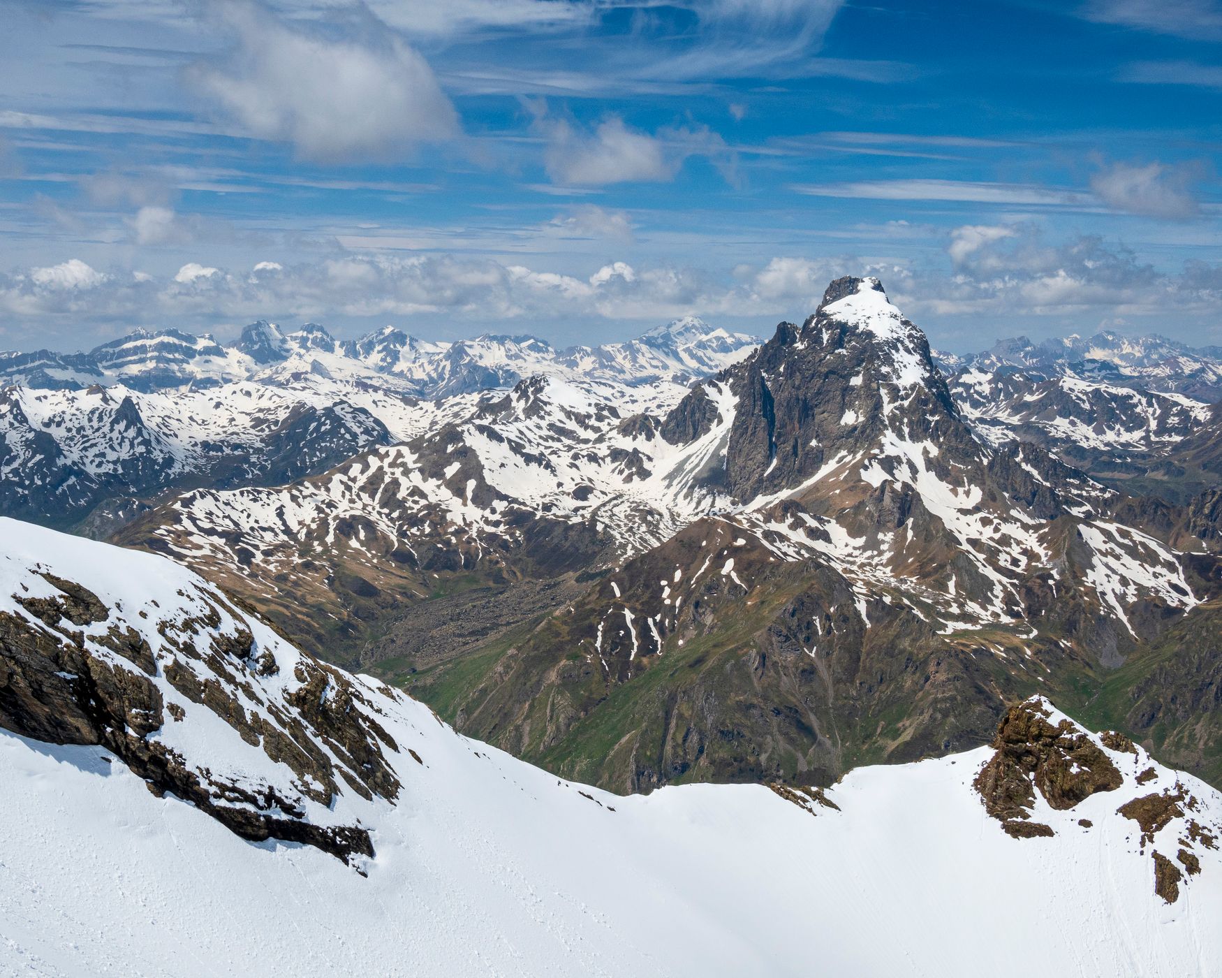 Le Lurien Peak (2826m), France