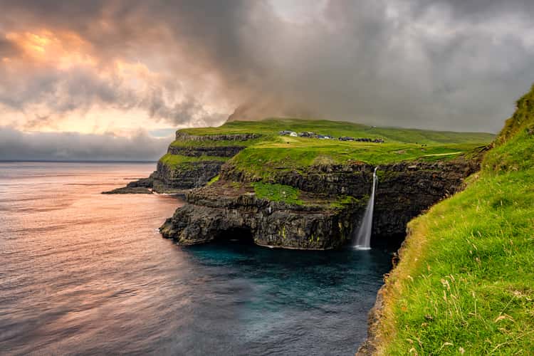 Múlafossur Waterfall