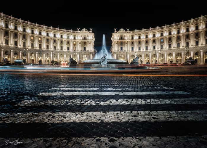 Piazza della Repubblica by night, Rome