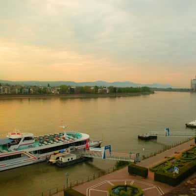 Rheinpromenade, Bonn, Germany