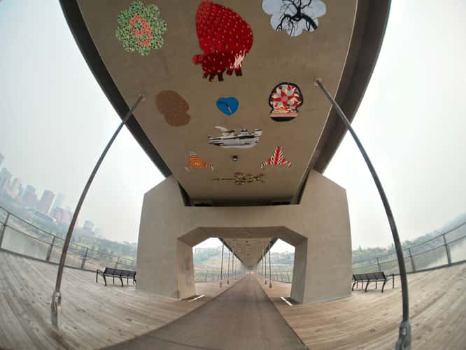 Tawatinâ LRT Bridge