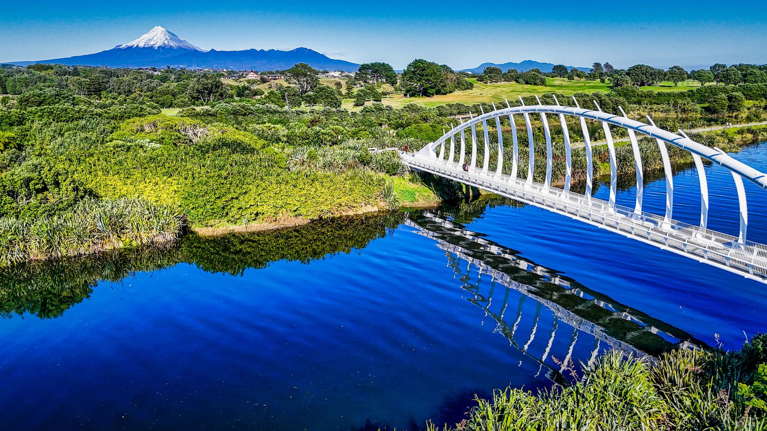 Te Rewa Bridge, New Plymouth, North Island, New Zealand